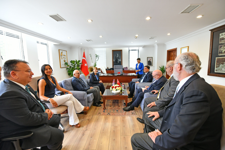 Birleşik Krallık Türkiye Büyükelçisi Jill Morris'ten Fethiye Belediyesine Resmî Ziyaret